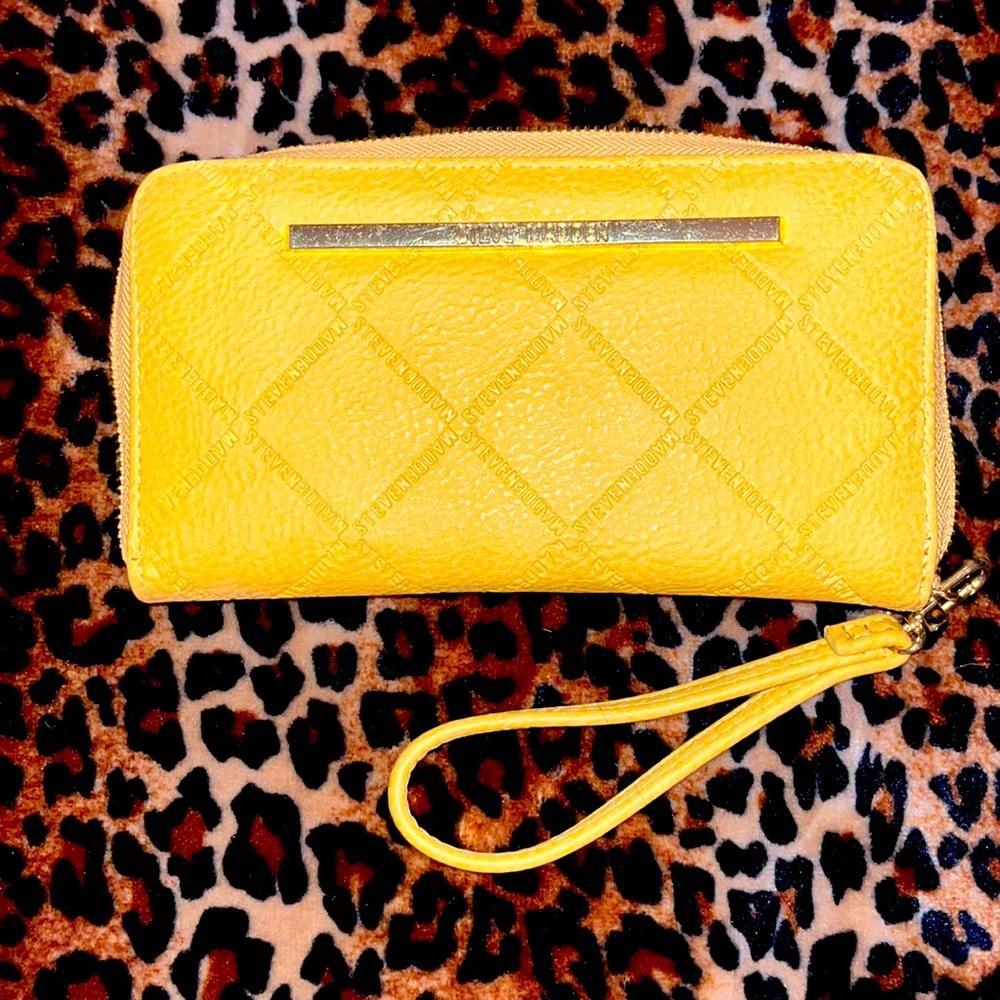 Steve Madden Wallet